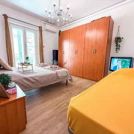 Springfield Apartment, A 2 Passi Dal Mare Rifa819 Apartment